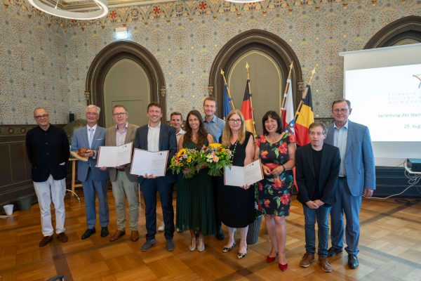 Bei der Verleihung des Weimarer Dreieck Preises 2024 im Weimarer Rathaus.

Foto: Maik Schuck, Weimar
