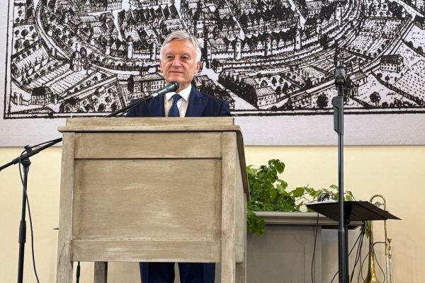 Ausstellung in Schloss Lomnitz Ausstellung in Schloss Lomnitz